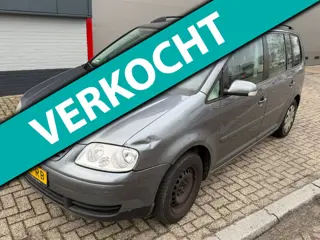 Volkswagen Touran 1.6-16V FSI Business