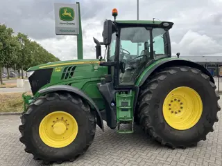 John Deere 6215R-90162