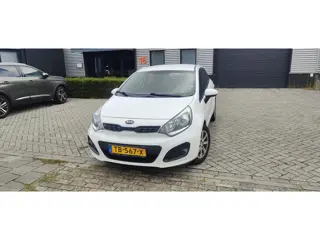 Kia Rio 1.2 CVVT Comf. Pack 2013 Clima Navi (bj 2013)