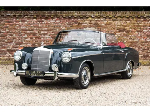 Mercedes-Benz 200-serie 220 SE Cabriolet "Extensively restored" "Extensively restored" - High qualit