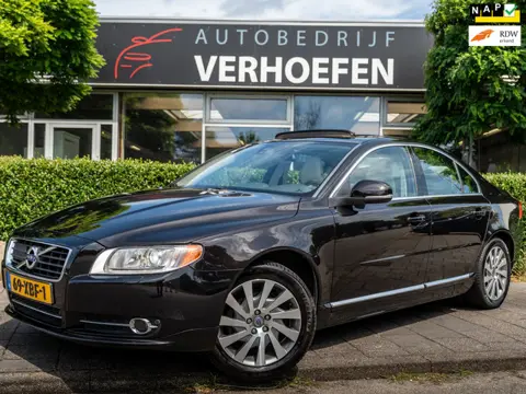 Volvo S80 2.0 T5 Limited Edition - AUTOMAAT - PANORAMADAK - BLIS - LANE ASSIST - ADAPTIEF - BOTS - F