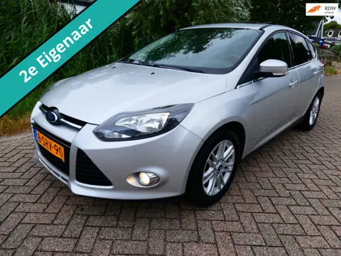 Ford Focus 1.6i 182pk 2e eig. Clima Navi Schuifdak Trekhaak 1500kg. Historie