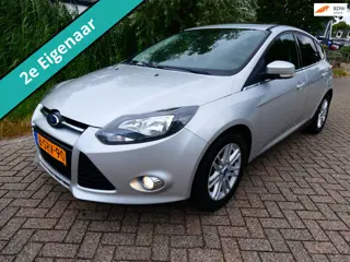 Ford Focus 1.6i 182pk 2e eig. Clima Navi Schuifdak Trekhaak 1500kg. Historie