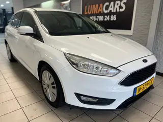 Ford Focus 1.0 Trend | Navi | PDC | Clima | Cruise |Trekhaak