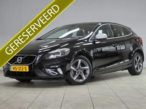 Volvo V40 2.0 D2 R-Design/ D-Riem verv: 142.000 KM!/ Bi-Xenon/ Voorruitverw./ Zwarte-Hemel/ Stoelver