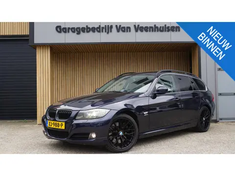 BMW 3-serie Touring 330 Xdrive 272pk Clima Pano Leder Elek stoel Xenon *2de eign* Stoelverw 18 inch 
