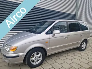 Hyundai Trajet 2.0i-16V Silver Edition 7 persoons , climatronic, trekhaak complete onderhoudshistori