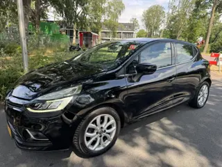 Renault Clio 0.9 TCe Intens Xenon Half Leer (bj 2019)