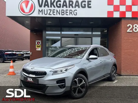 Kia Xceed 1.6 GDi PHEV DynamicPlusLine // KEYLESS // TREKHAAK // HALF LEDER // CAMERA+SENSOREN // ST