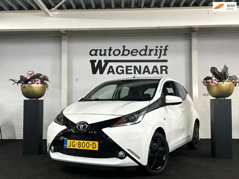 Toyota Aygo 1.0 VVT-i x-play Navi/Camera