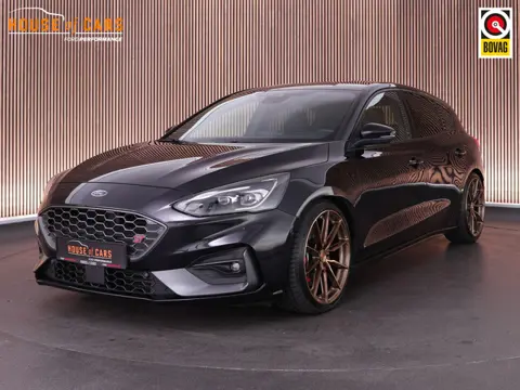 Ford Focus ST-3 AUTOMAAT 2.3 280pk PERFORMANCE PACK |track-modus|19" JR Wheels|HUD|el. stoelen|Apple