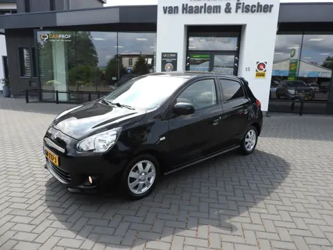 Mitsubishi Space Star 1.0 Bright, Climat Control, Vierseizoenenbanden