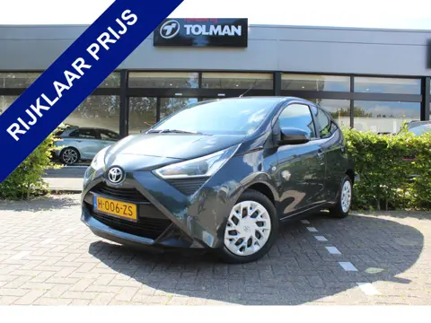 Toyota Aygo 1.0 VVT-i x-play | Rijklaar | Apple/Android | Camera | Airco | Bluetooth | Dealer onderh