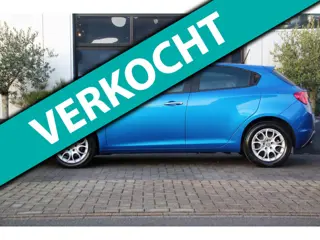 Alfa Romeo Giulietta 1.4 Turbo Super - BLU MISANO - DAB - NAVI - PDC - CRUISE - U-CONNECT - 1e EIG -