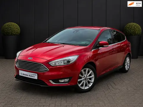 Ford Focus 1.0 TITANIUM AUTOMAAT NAVI NIEUWE DISTRIBUTIERIEM CAMERA