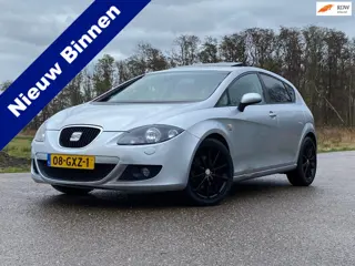 Seat Leon 1.8 TFSI Sport-up 5DRS Schuif-Dak Airco Nap 161PK Goed Onderhouden