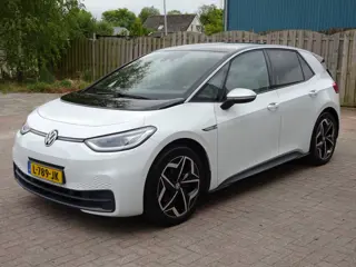 Volkswagen ID.3 First Plus 58 kWh Automatische airco, navigatie, achteruitrijcamera, licht metalen v