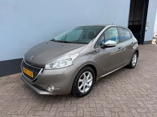 Peugeot 208 1.2 PureTech Style Automaat - Navigatie