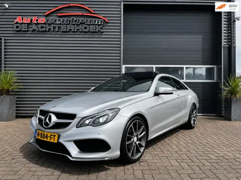 Mercedes-Benz E-klasse Coupé 200 AMG-Pakket * Panoramadak * Automaat