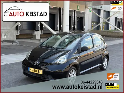 Toyota Aygo 1.0-12V 5-DEURS 1 JAAR APK/ ORIGINELE KILOMETERS!
