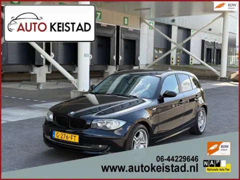 BMW 1-serie 116i 5-DEURS AIRCO/CRUISE/STOELVERWARMING! NETTE STAAT!