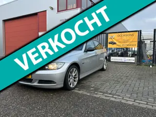 BMW 3-serie 320i Graphite LEES TEKST!! VOL IN DE OPTIE!!