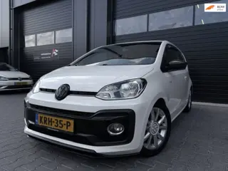 Volkswagen UP! 1.0 TSI 90 PK Club|GTI Pakket|Milltek|Maxton|Cruise|Stoel verw|PDC|LMV|1e eig|Dealer 
