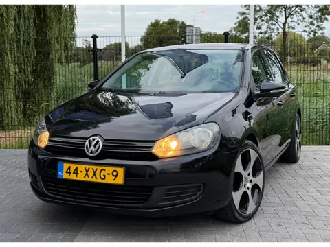 Volkswagen Golf 1.2 TSI BlueMotion CLIMA / CRUISE / LM / CAMERA / NAP