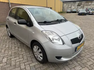 Toyota Yaris 1.0 VVTi + Airco, 5 Deurs