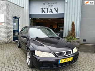 Honda Accord 1.6i S