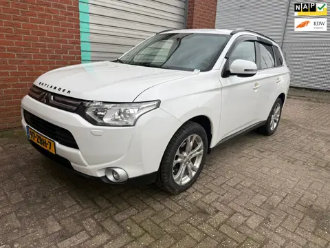 Mitsubishi Outlander 2.0 Intense+ 7-Pers. automaat NAV.+Clima Bj:2012 NAP!
