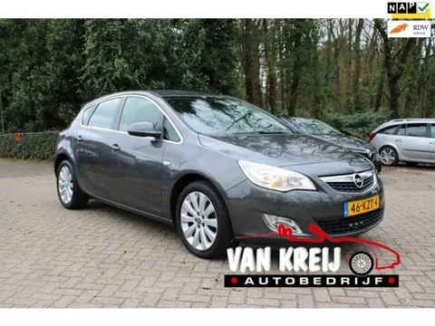 Opel Astra 1.6 Cosmo, Clima, Cruise, Automaat, Pdc, Navi