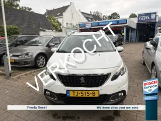 Peugeot 2008 1.2 PureTech Active incl. navigatie en cruise controle en digi airco