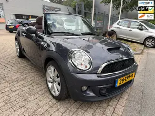 Mini Cabrio 1.6 Cooper S Chili automaat, 2012 168.200 km nwe apk, 1e eigenaar, nette auto , rijd per