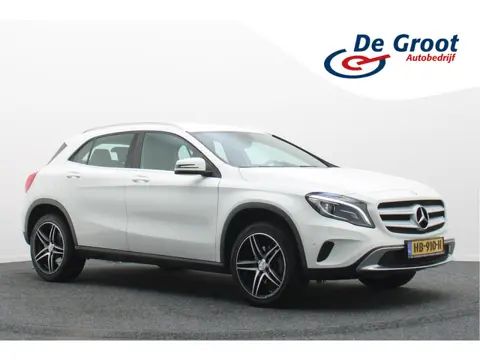 Mercedes-Benz GLA 180 Ambition Automaat Bi-Xenon, Navigatie, Cruise, PDC, Afn. Trekhaak, 18"
