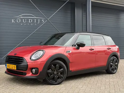 Mini Clubman 1.5 Cooper Essential, Leder, Comfort pack, Excitement pack, Stoel/stuur verwarming
