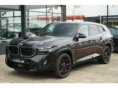 BMW XM PHEV Label Red | M Drivers Package
