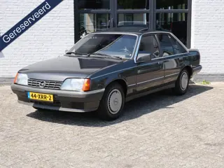 Opel Rekord LS 1.8 S 79.000km !!! Schuif kantel dak Stuurbekrachtiging LPG