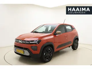 Dacia Spring Extreme 65 26.8 kWh | Unieke kilometerstand! | Parkeersensoren voor en achter | Apple C