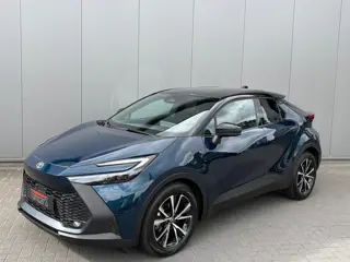 Toyota C-HR 1.8 Hybrid 140PK First Edition Bi-Tone/Winter-pack/Gr.-navigatie/Elektr.klep/Camera/Adap