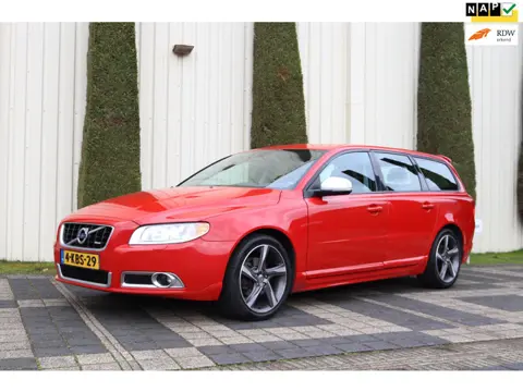 Volvo V70 1.6 T4 R-Edition LEDER, NAVI, LMV, PDC, ECC