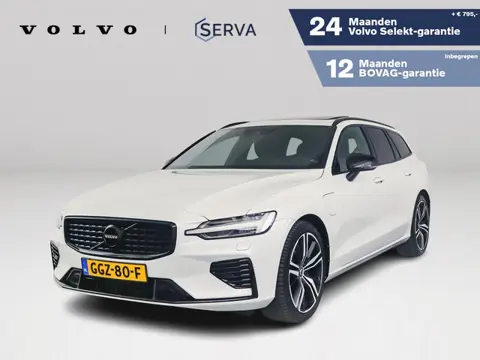 Volvo V60 T6 Plug-in hybrid AWD Ultimate Dark | Panoramadak | Parkeercamera | Head-up display | Harm