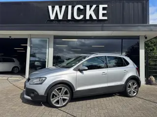 Volkswagen Polo 1.2 TSI Cross DSG Clima PDC Cruise control Leder