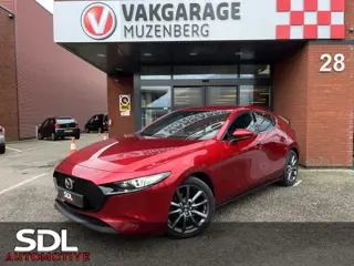 Mazda 3 2.0 e-SkyActiv-X M Hybrid 180 Luxury // LEDER // ELEK.STOEL+GEHEUGEN // CAMERA // DODEHOEK /