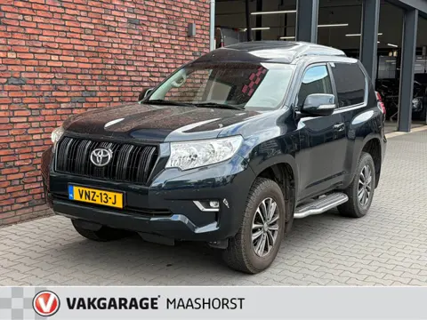 Toyota Land Cruiser 2.8 D-4D-F Comfort High Roof Blind Van