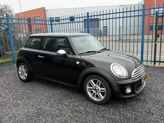 Mini Mini 1.6 One Holland Street CLIMA!NAVI!APK!NETJES!KOOPJE!