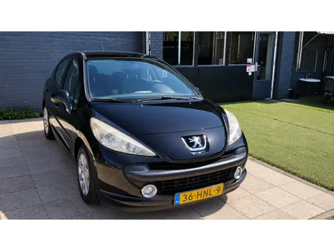 Peugeot 207 1.6 VTi Look