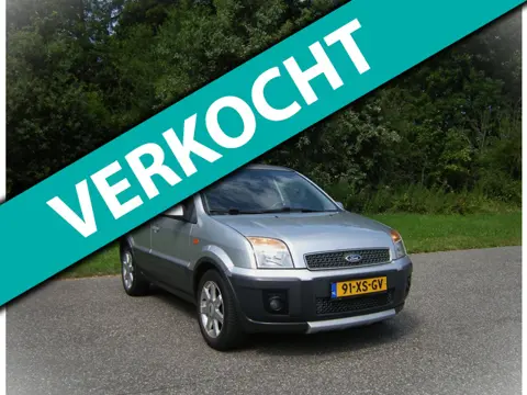 Ford Fusion 1.6-16V Crossroad . 5 Drs . Airco . Trekhaak . LMV . Elc ramen enz