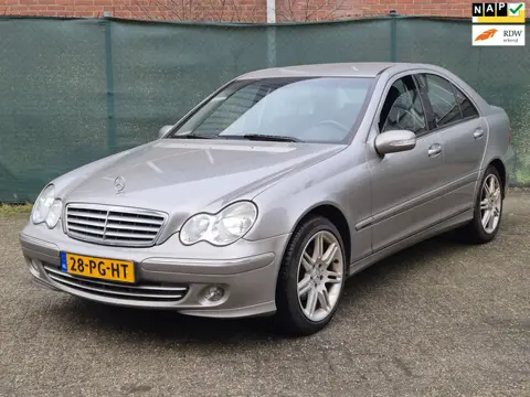 Mercedes-Benz C-klasse 180 K. Elegance *6-bak / Leder* NL