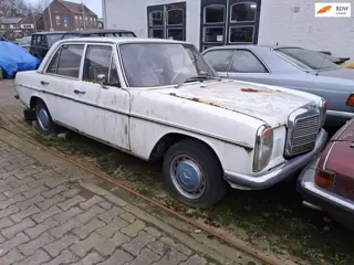 Mercedes-Benz 200-280 (W123) 220 D